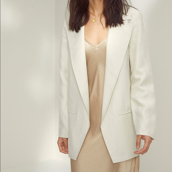 Aritzia Jackets & Blazers - Artizia Wilfred Alto Linen Jacket